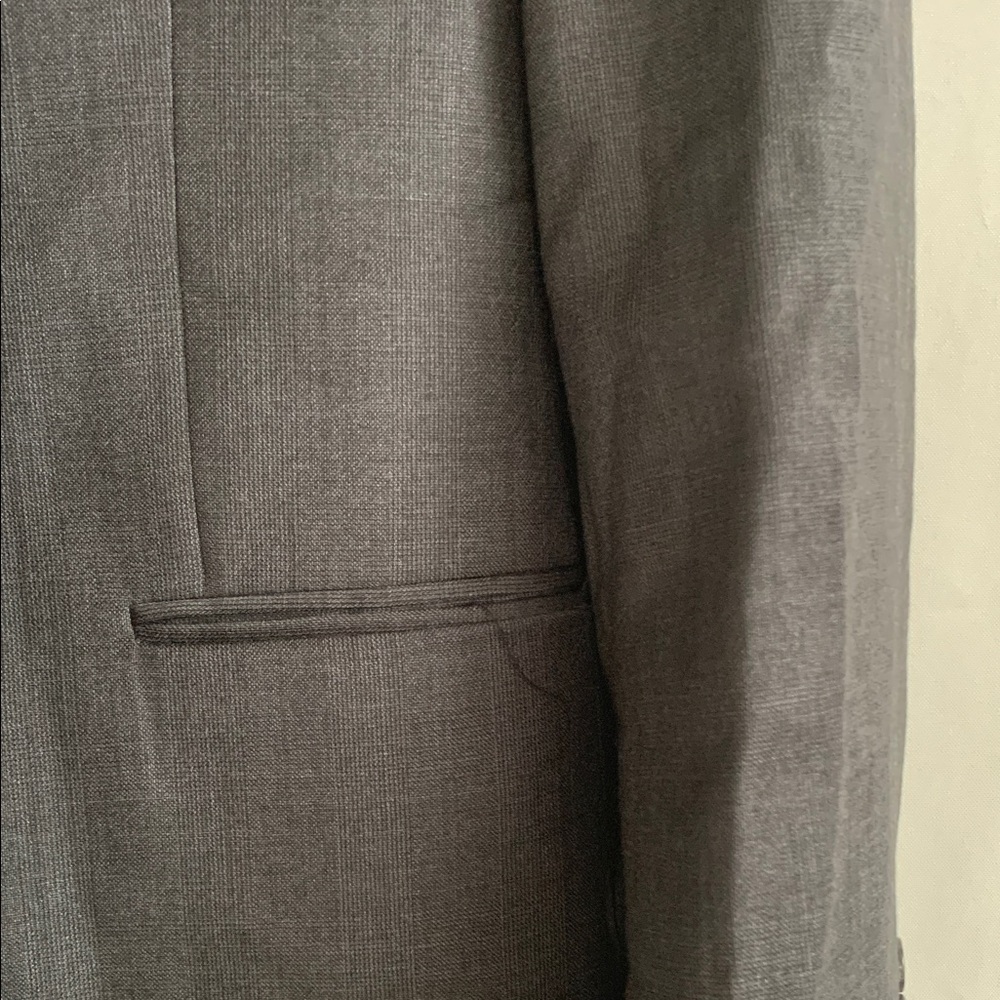Alfani Red Label Slim Fit Charcoal Grey Light Plaid Blazer 100 % Wool 40L. - Picture 4 of 14
